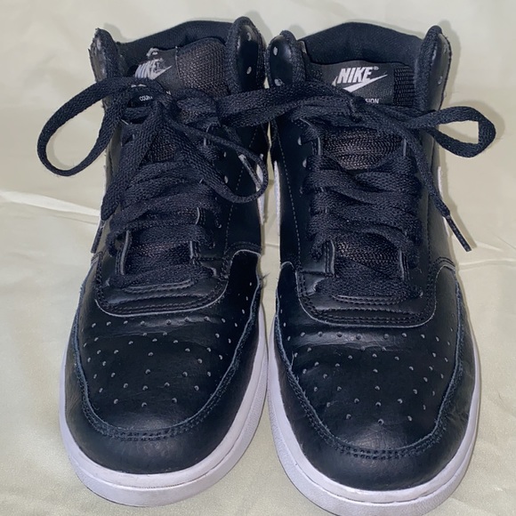 MEN'S NIKE COURT VISION MID SNEAKERS - Picture 4 of 6